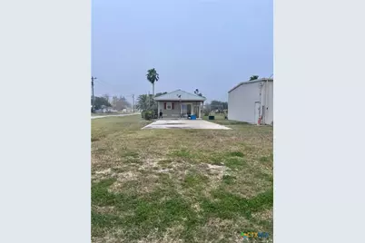 612 Jefferson Avenue, Port O'Connor, TX 77982 - Photo 7