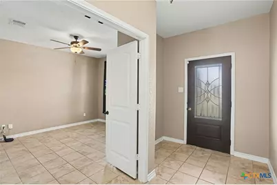 672 Valley Garden, New Braunfels, TX 78130 - Photo 5