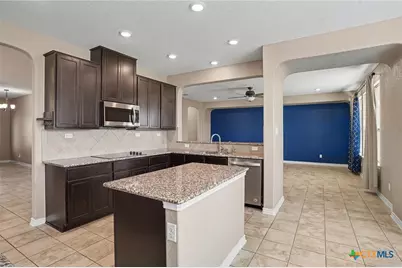 672 Valley Garden, New Braunfels, TX 78130 - Photo 15