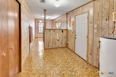 10957 N US Highway 77, Schulenburg, TX 78956 - Photo 13