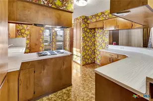 10957 N US Hwy 77, Schulenburg, TX 78956 - Photo 5