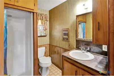 10957 N US Highway 77, Schulenburg, TX 78956 - Photo 23