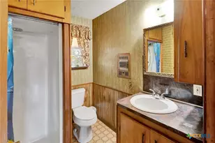 10957 N US Hwy 77, Schulenburg, TX 78956 - Photo 23