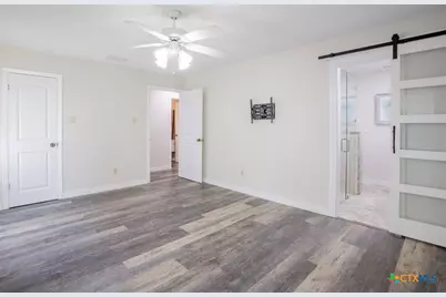 188 Cavalry Rd, Victoria, TX 77905 - Photo 9