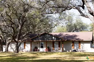 188 Cavalry Rd, Victoria, TX 77905 - Photo 1