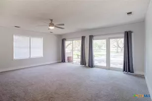 188 Cavalry Rd, Victoria, TX 77905 - Photo 17