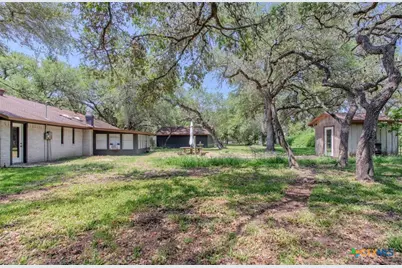 188 Cavalry Rd, Victoria, TX 77905 - Photo 25