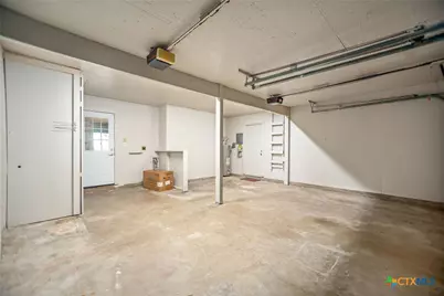 1105 W Saint Louis Avenue, Seadrift, TX 77983 - Photo 23