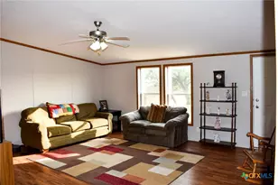 443 Co Rd 280, Shiner, TX 77984 - Photo 5