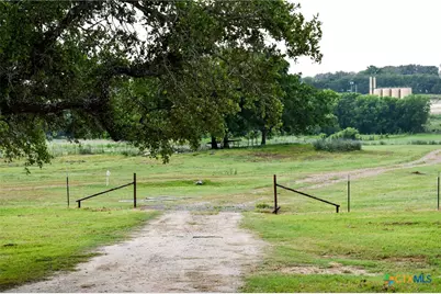 443 County Road 280, Shiner, TX 77984 - Photo 3