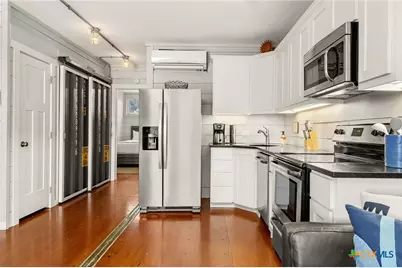 9035 Fm 725, Mcqueeney, TX 78123 - Photo 29