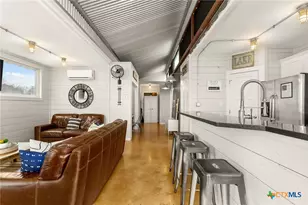 9035 FM725, Mcqueeney, TX 78123 - Photo 7