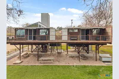 9035 Fm 725, Mcqueeney, TX 78123 - Photo 3