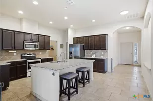 107 Ruger Path, New Braunfels, TX 78130 - Photo 5