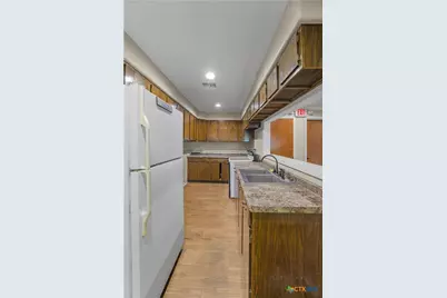 4906 Houston Hwy, Victoria, TX 77901 - Photo 31