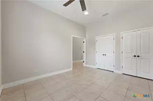 1338 Donovan St, Gonzales, TX 78629 - Photo 17