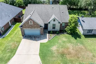 1338 Donovan St, Gonzales, TX 78629 - Photo 27