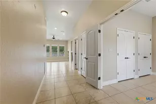 1338 Donovan St, Gonzales, TX 78629 - Photo 3