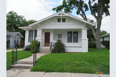 610 E Krezdorn Street, Seguin, TX 78155 - Photo 1