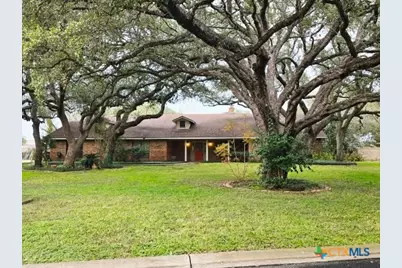 112 Country Lane, Seguin, TX 78155 - Photo 21