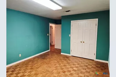 112 Country Lane, Seguin, TX 78155 - Photo 9