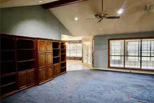 112 Country Ln, Seguin, TX 78155 - Photo 7