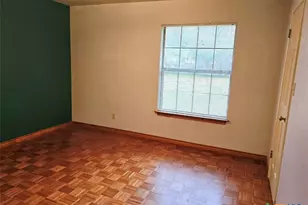 112 Country Ln, Seguin, TX 78155 - Photo 11