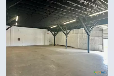 232 W New Braunfels Street #W1-W2, Seguin, TX 78155 - Photo 15