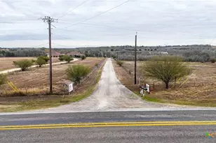 10245 FM 20, Seguin, TX 78155 - Photo 21