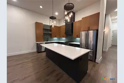 1269 N Academy Avenue, New Braunfels, TX 78130 - Photo 11