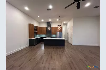 1269 N Academy Avenue, New Braunfels, TX 78130 - Photo 7