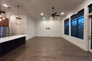 1269 N Academy Ave, New Braunfels, TX 78130 - Photo 5