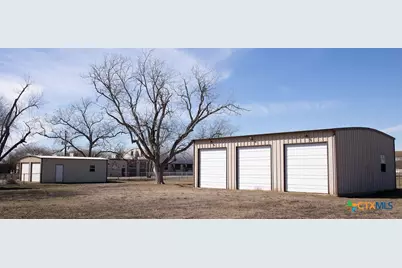 202 E 4th St., Nordheim, TX 78141 - Photo 5