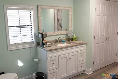 202 E 4th St., Nordheim, TX 78141 - Photo 9