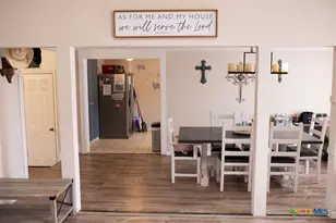 1104 Moss Ln, Cuero, TX 77954 - Photo 5