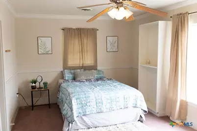 1104 Moss Lane, Cuero, TX 77954 - Photo 17