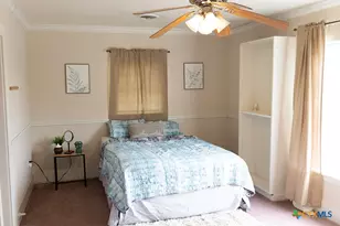 1104 Moss Ln, Cuero, TX 77954 - Photo 17