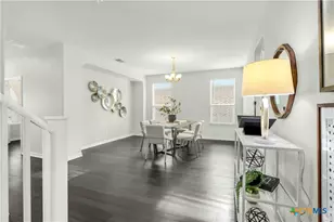 2077 Oxbow Cir, New Braunfels, TX 78130 - Photo 7