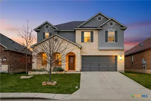 2077 Oxbow Cir, New Braunfels, TX 78130 - Photo 1