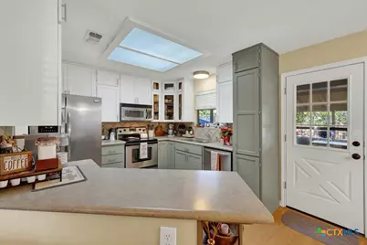 1074 Camellia Lane, New Braunfels, TX 78130 - Photo 13