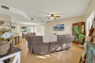 1074 Camellia Ln, New Braunfels, TX 78130 - Photo 5