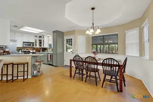 1074 Camellia Ln, New Braunfels, TX 78130 - Photo 11