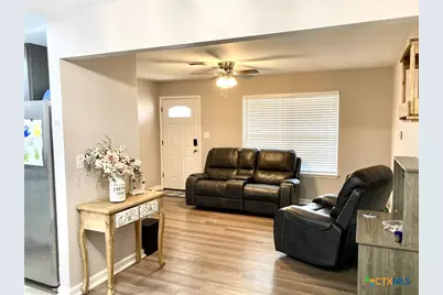 1604 Crockett Avenue, Victoria, TX 77901 - Photo 3