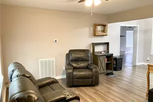 1604 Crockett Ave, Victoria, TX 77901 - Photo 5