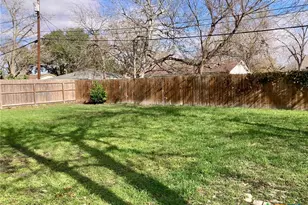 1604 Crockett Ave, Victoria, TX 77901 - Photo 25