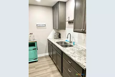 1604 Crockett Avenue, Victoria, TX 77901 - Photo 15