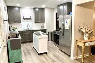 1604 Crockett Ave, Victoria, TX 77901 - Photo 11