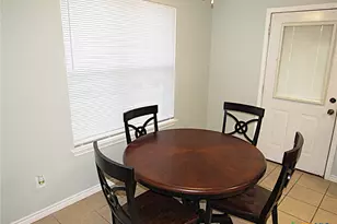 1104 N Blair St, Belton, TX 76513 - Photo 7