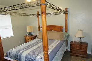 1104 N Blair St, Belton, TX 76513 - Photo 9