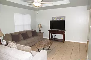 1104 N Blair St, Belton, TX 76513 - Photo 3